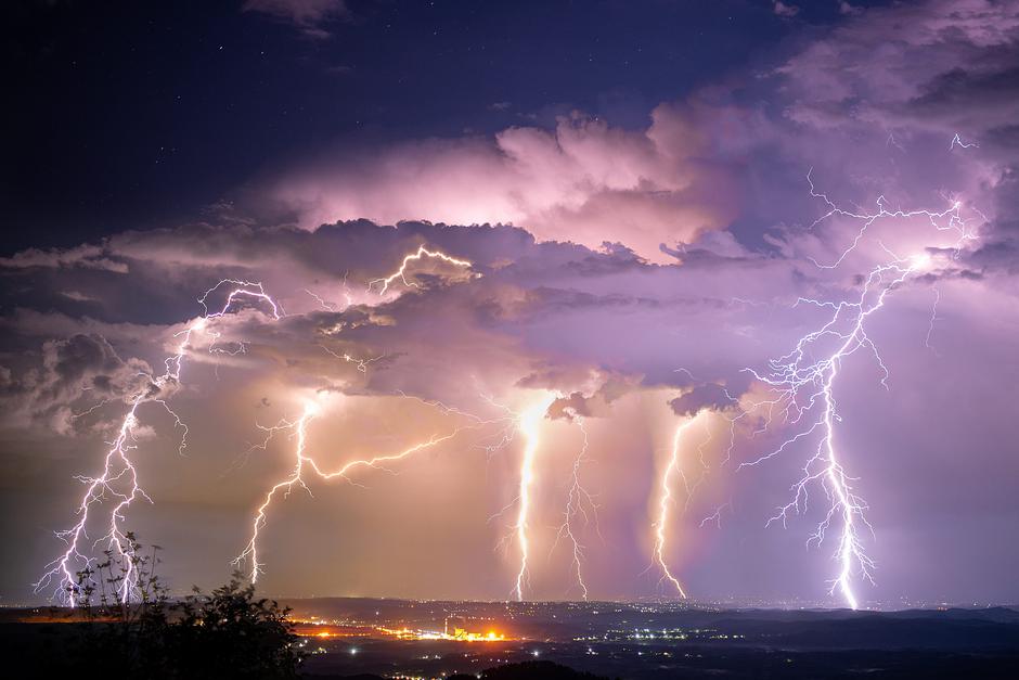 munje iznad Prnjavora