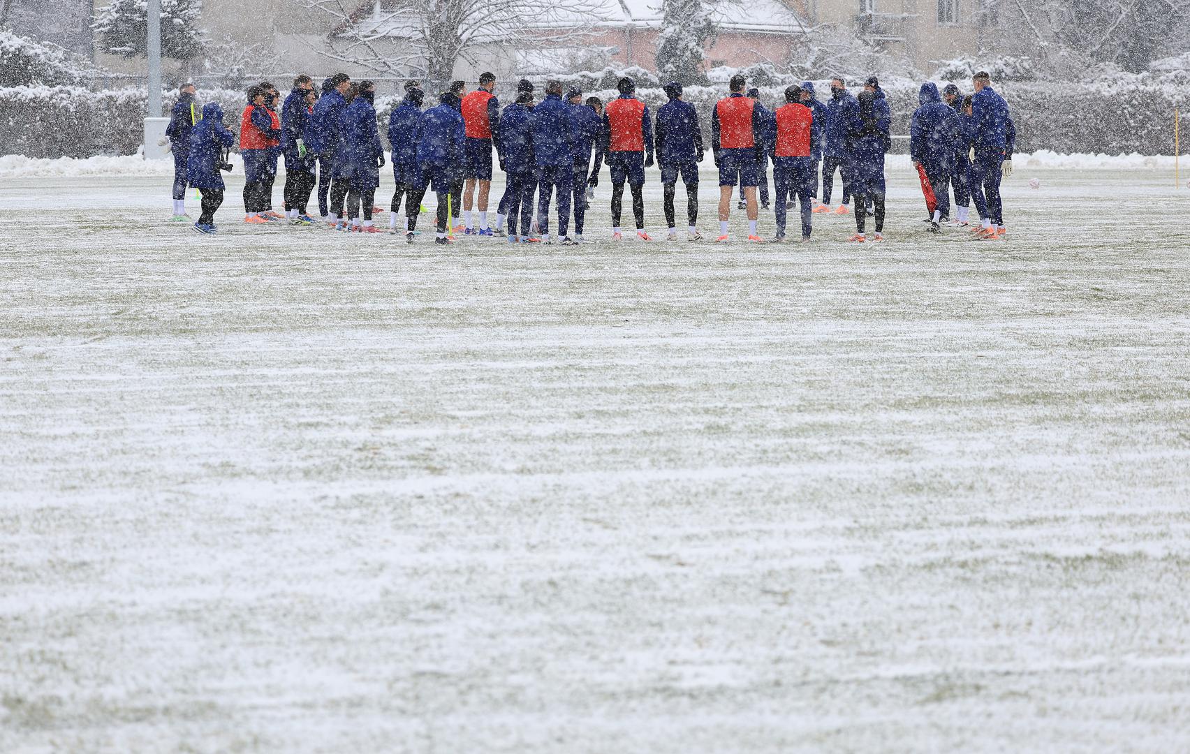 Osim HNL-ispita, Dinamo čekaju još barem dvije europske utakmice. Na Maksimir 22. siječnja dolazi rumunjski FCSB, a sedam dana kasnije ide se u Dansku kod Midtjyllanda.
