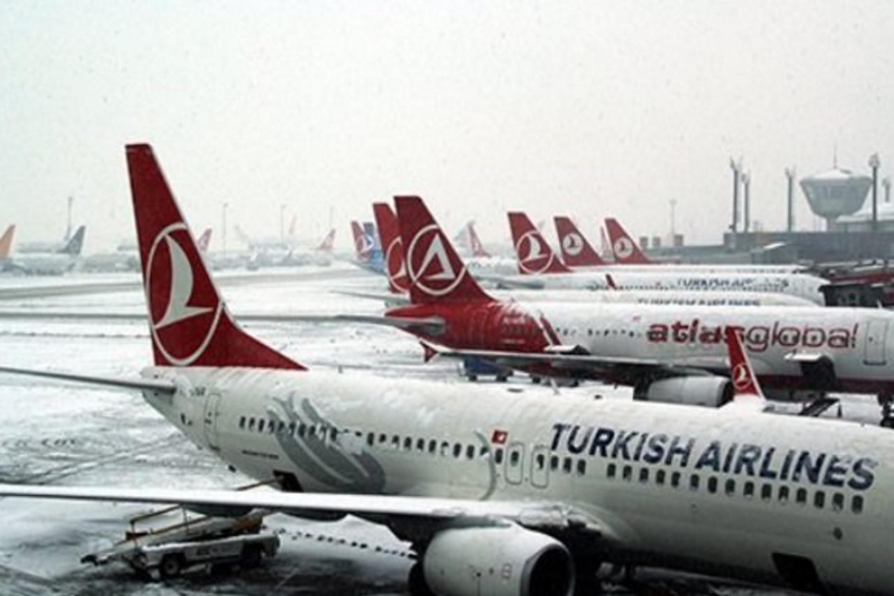 avioni Istanbul 