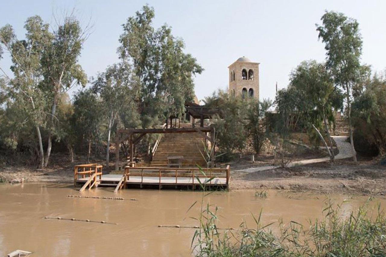 Sveta Zemlja