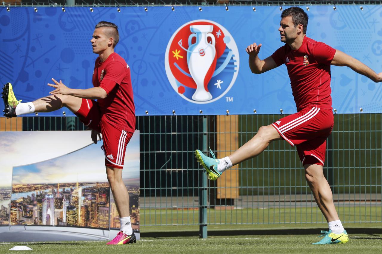 Football Soccer - Euro 2016 - Hungary Training - Centre Robert-Louis Dreyfus, Marseille, France - 17/6/16 - Hungary player Zoltan Stieber and Nemanja Nikolics during training.    REUTERS/Jean-Paul Pelissier