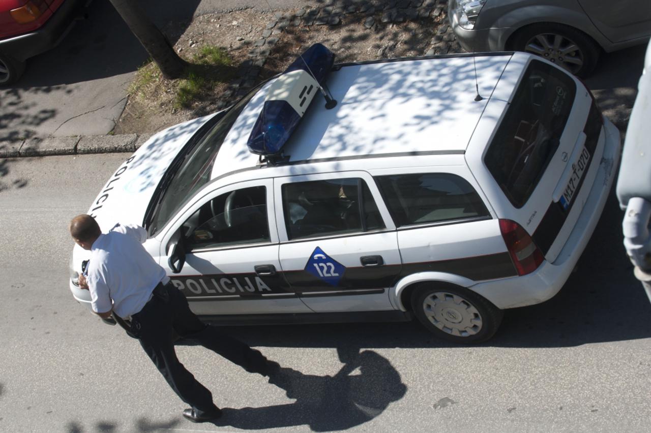 Policija
