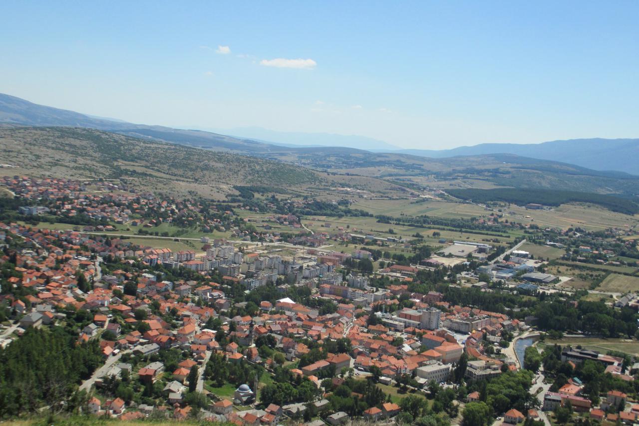 livno