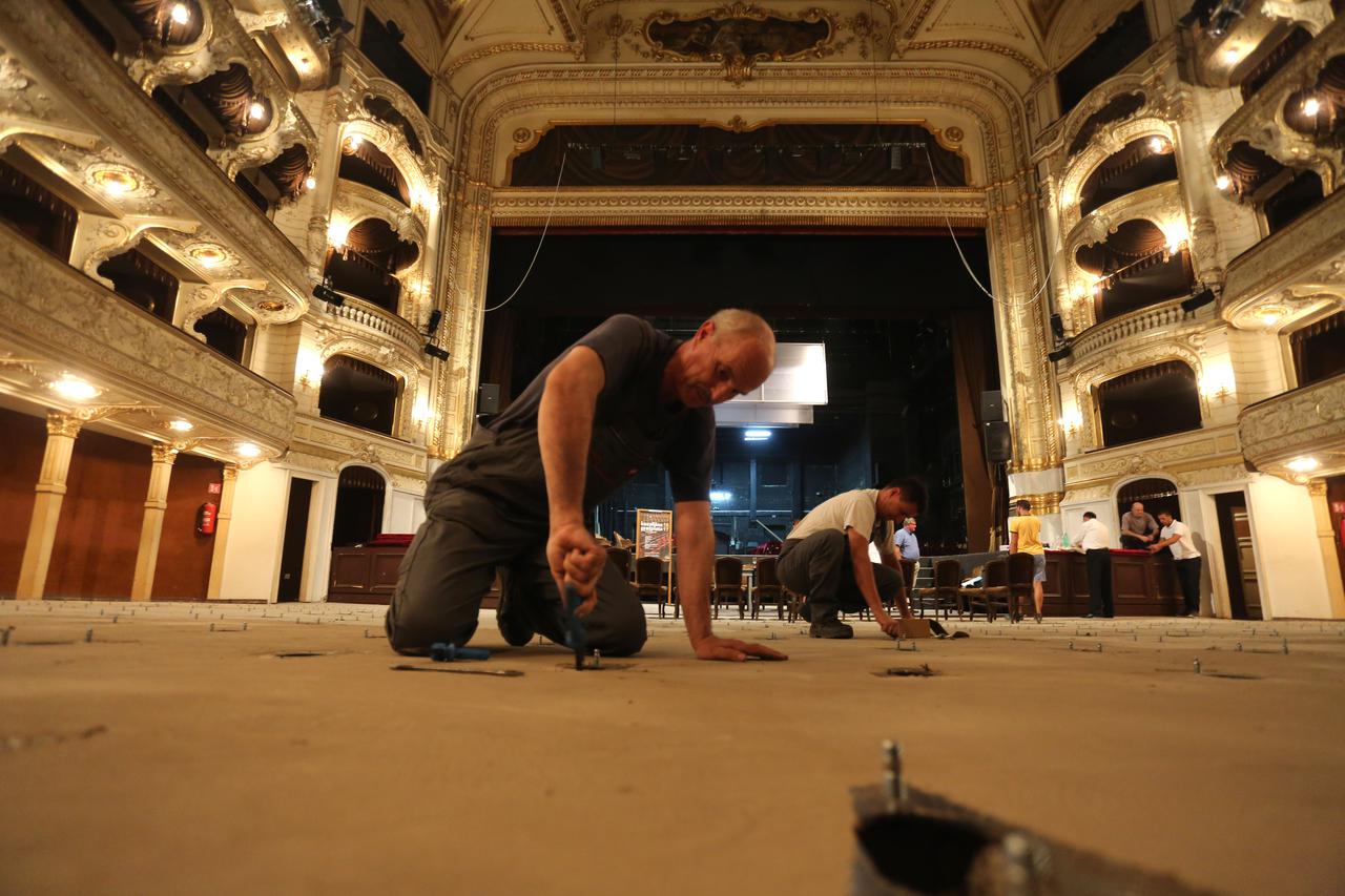 31.08.2016., Rijeka - U tijeku je obnova unutrasnjosti zgrade HNK Ivana pl. Zajca.  Photo: Goran Kovacic/PIXSELL