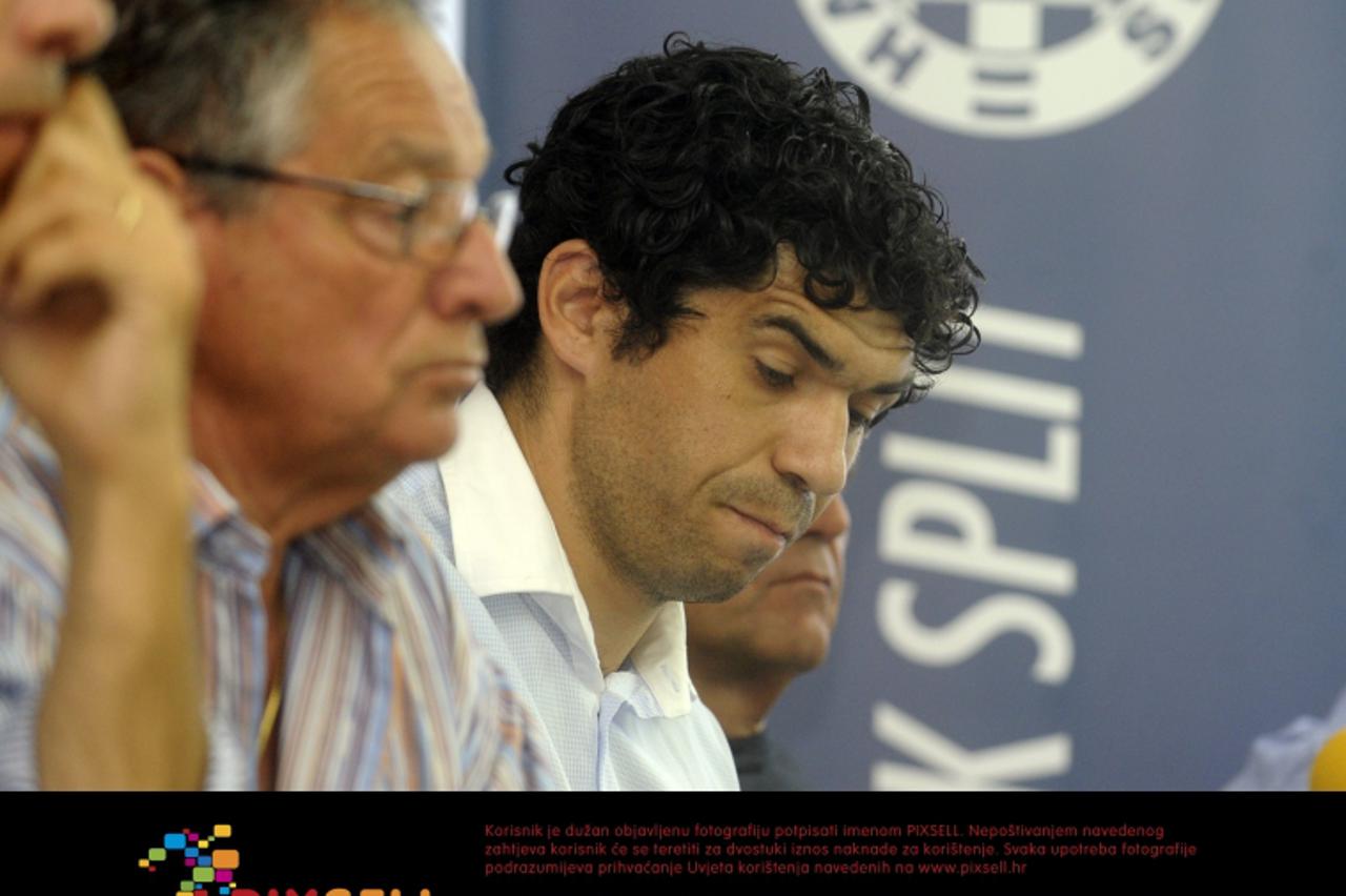 \'29.08.2011.,Split - Odrzana konferencija za medije NK Hajduka .Hrvoje Males Photo: Tino Juric/PIXSELL\'