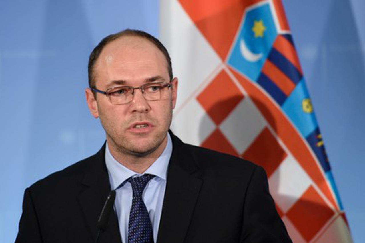 Davor Ivo Stier 