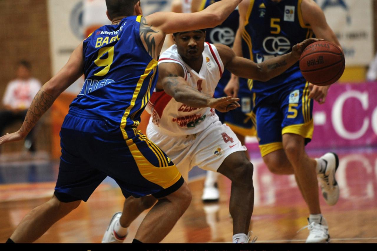 '07.05.2011 ,Sutinska vrela, Zagreb -  12. kolo kosarkaske lige za prvaka izmedju domacina Cedevite i gostiju Zagreba. Petar Babic; Dontaye Draper; Ante Masic Photo: Daniel Kasap/PIXSELL'