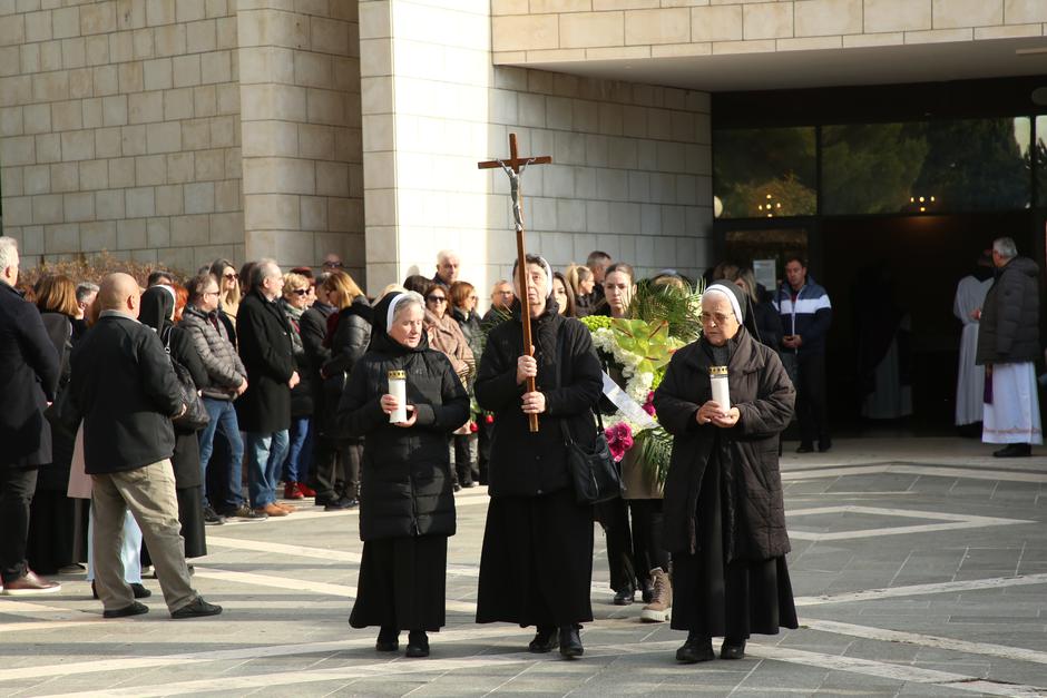 ispraćaj Ljubice Bernardice Kovač