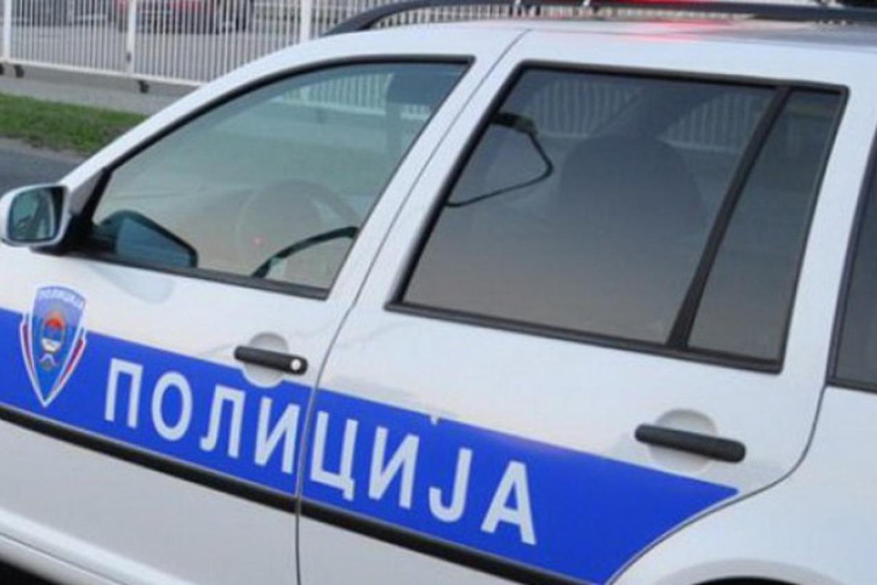 policija