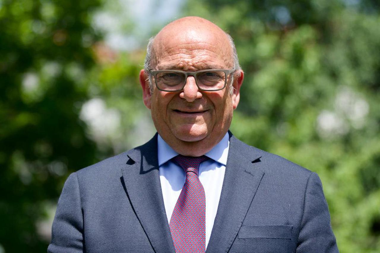 Sir Stuart Peach