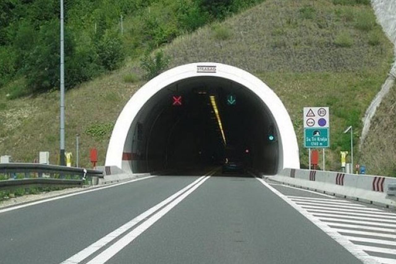 tunel