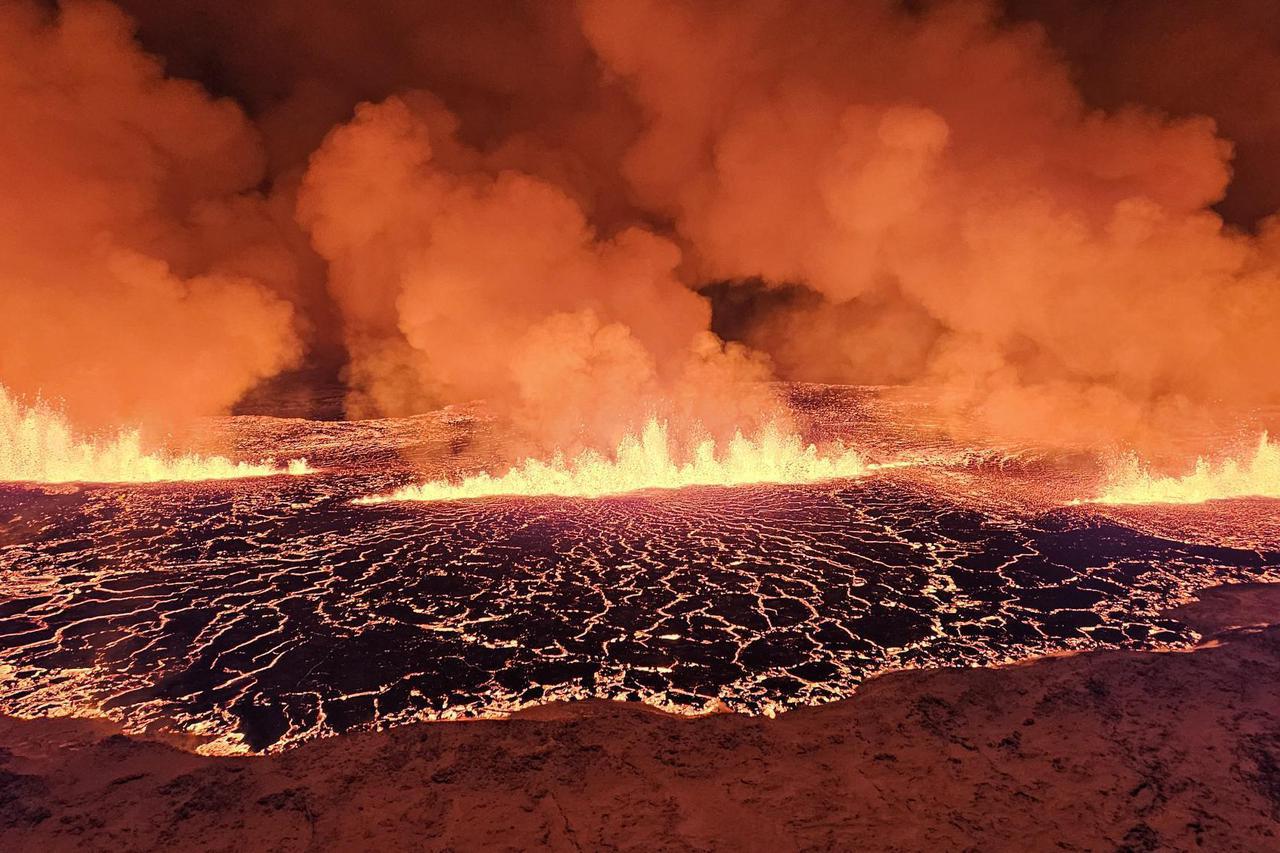 vulkan na Islandu erupcija
