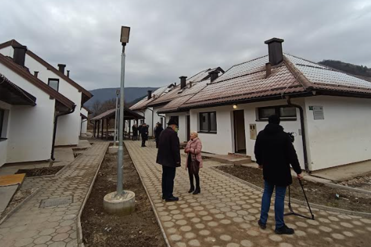Primopredaja kuća