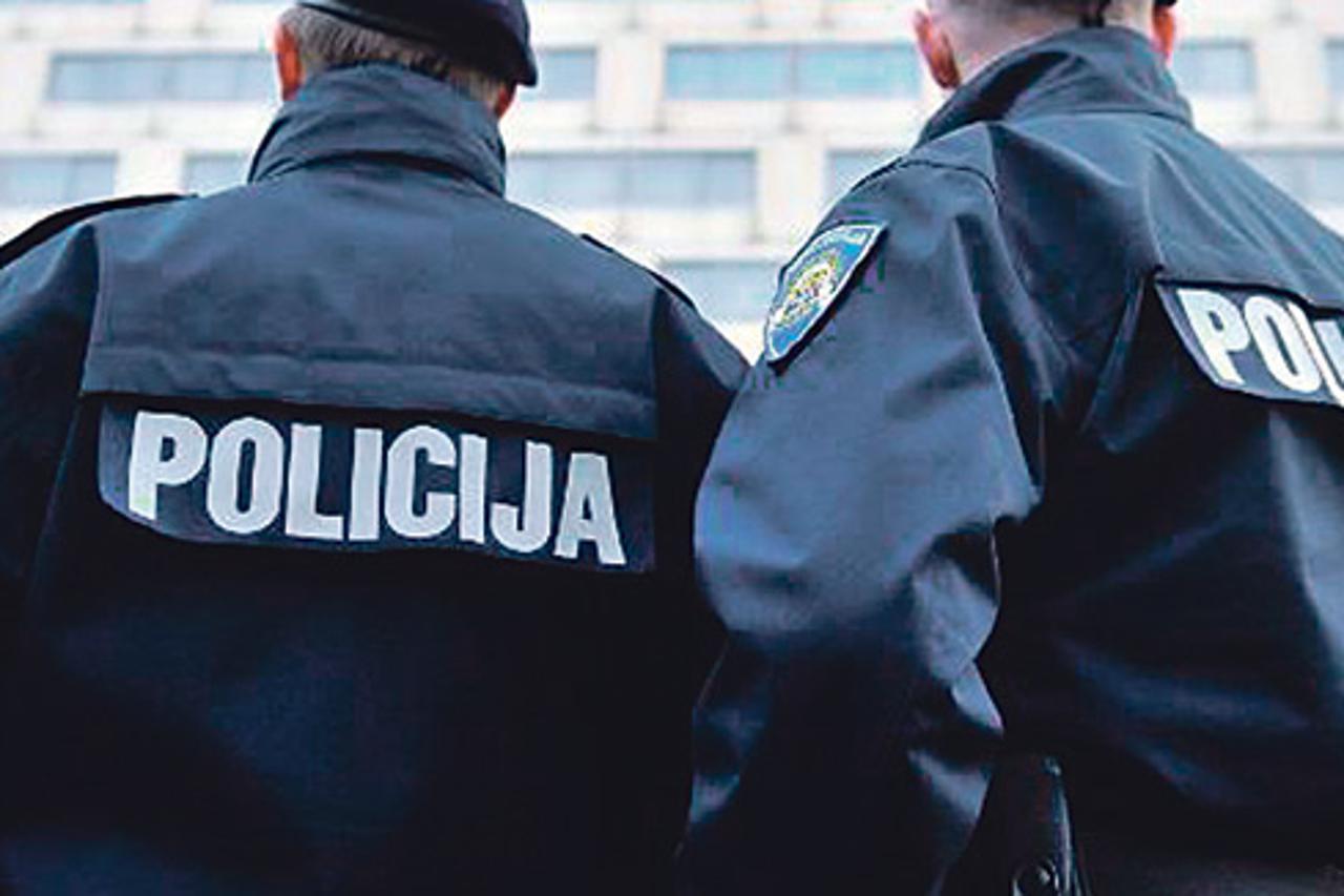 policija