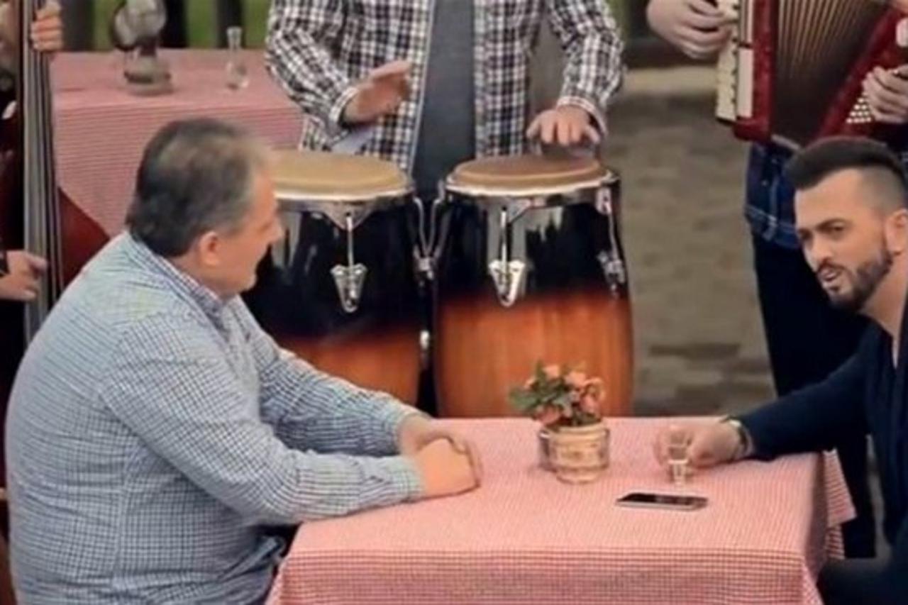 macao_nnn_bih_24112015