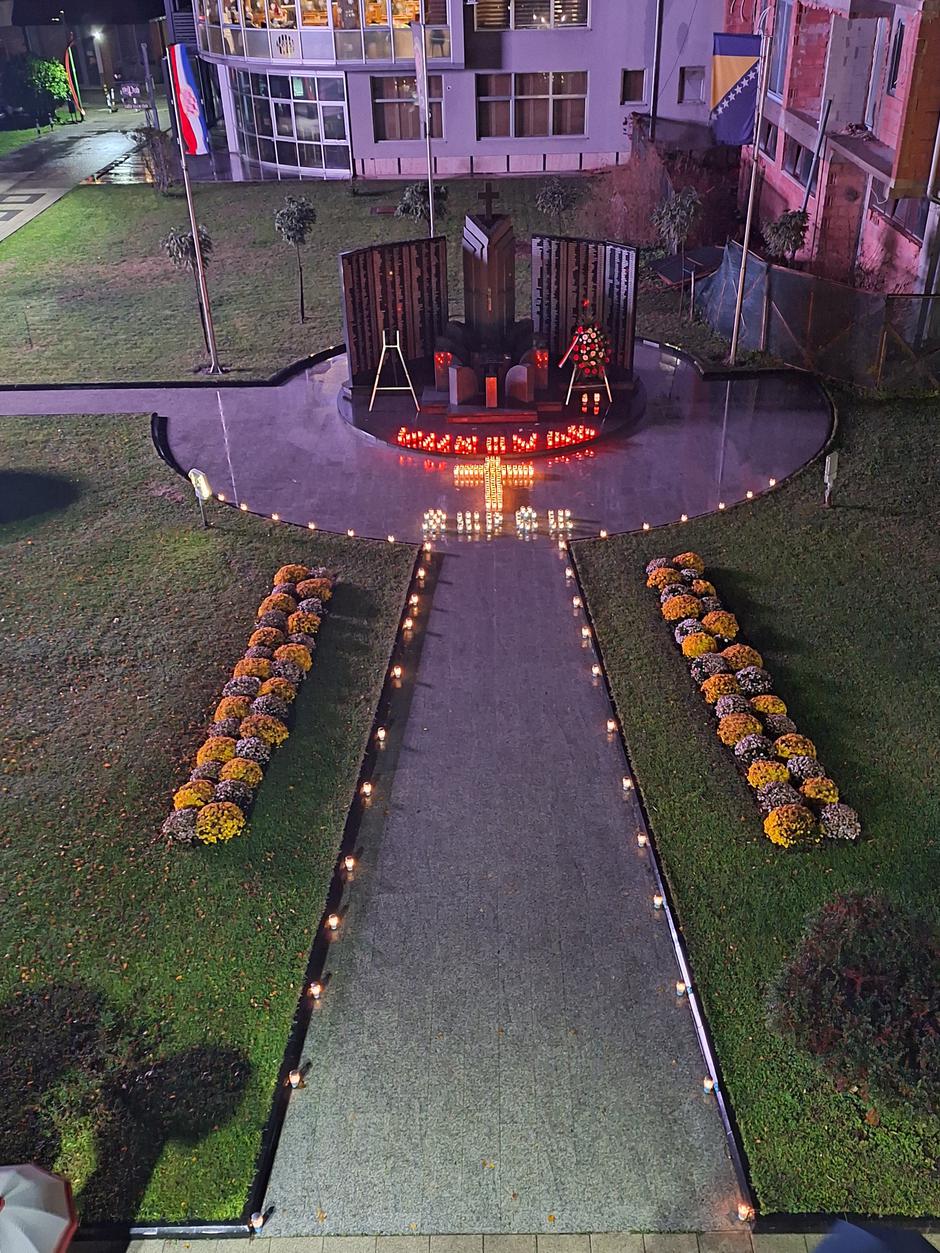 žepče - svijeće za Vukovar