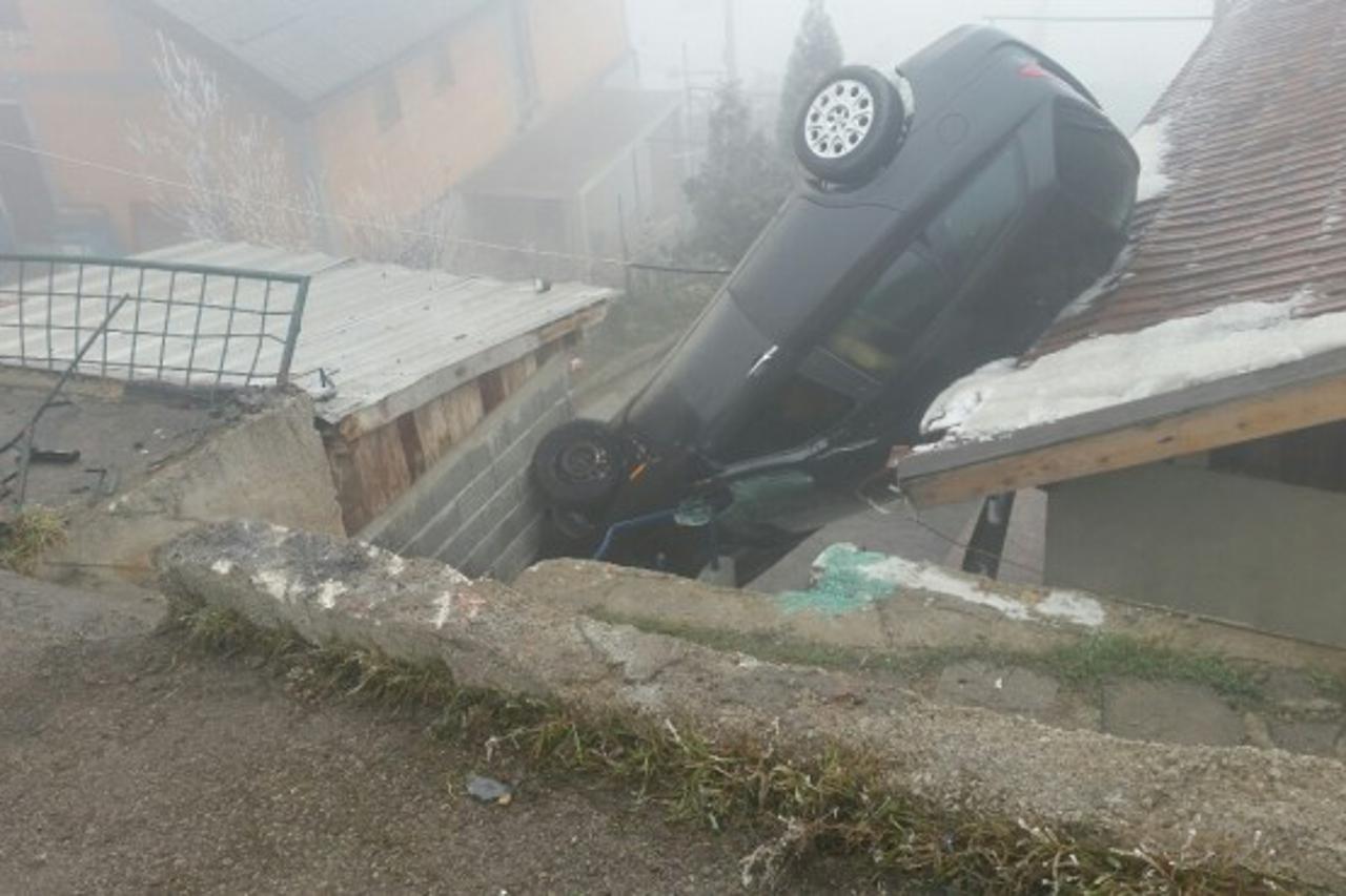 automobil i krov