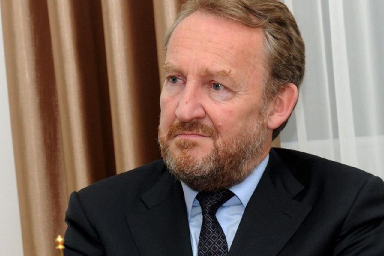 Izetbegović