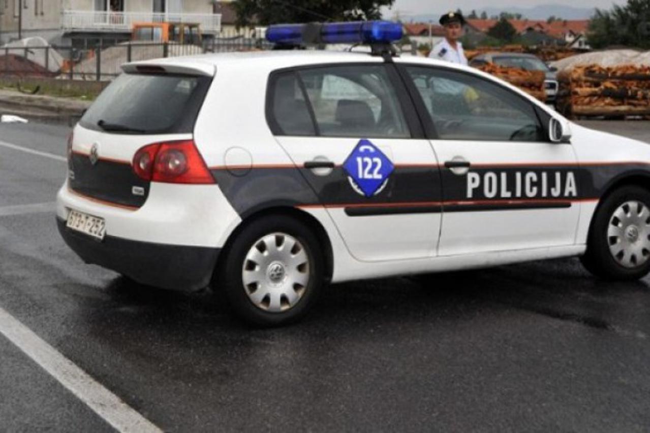 policija
