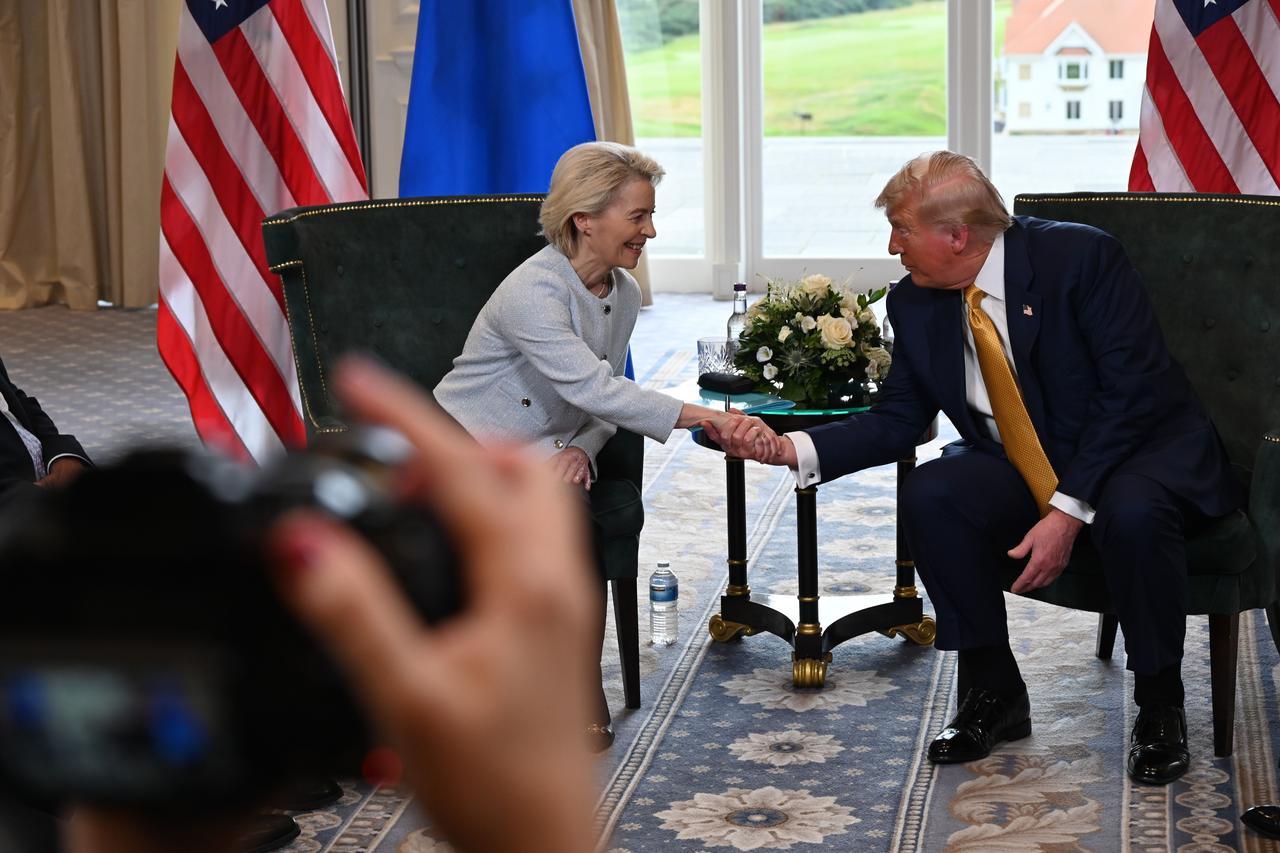 Američki predsjednik Donald Trump i predsjednica Europske komisije Ursula von der Leyen