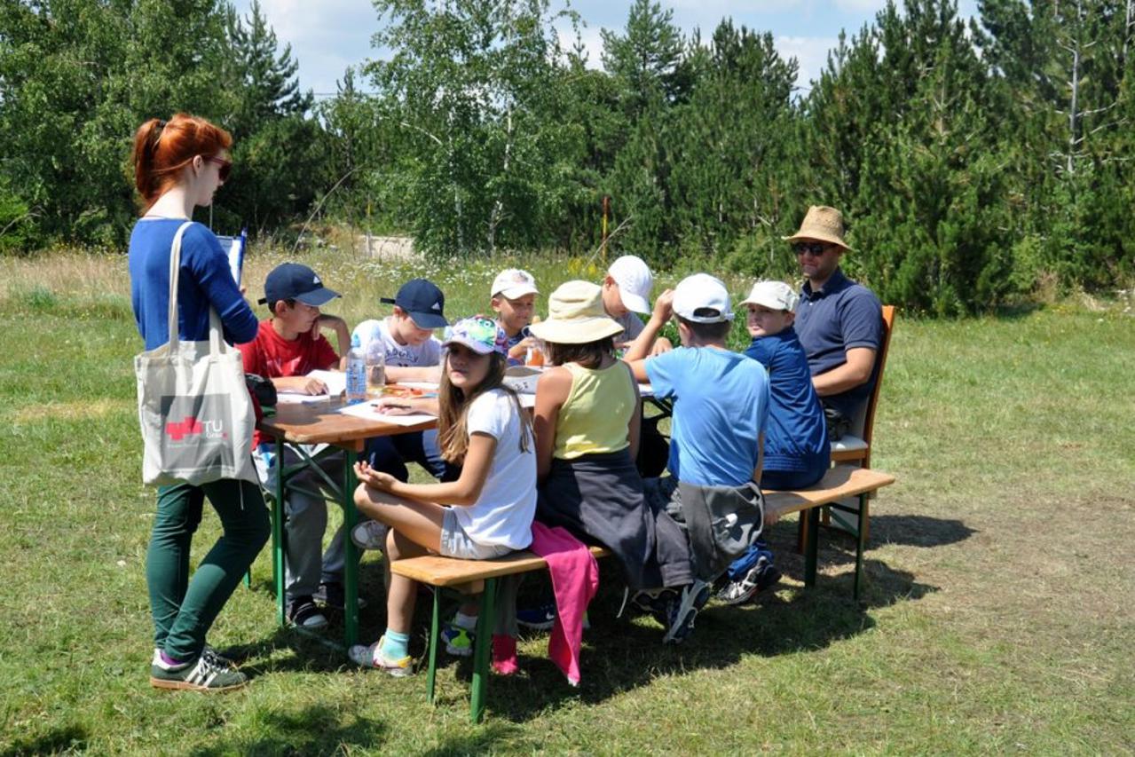 Ljetni kamp za djecu na Blidinju: