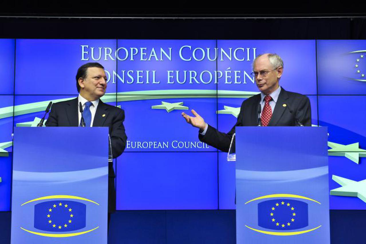 euro, merkel,  (1)
