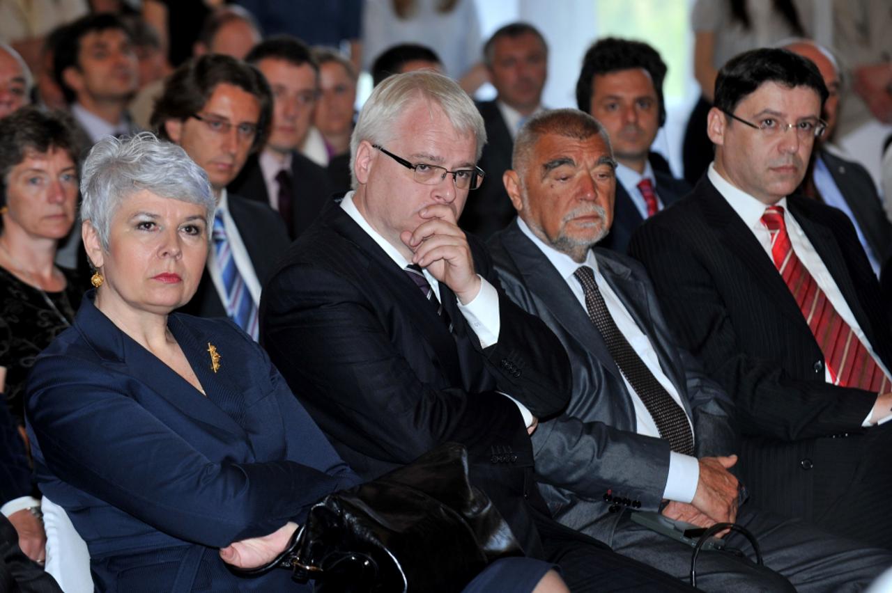 kosor, josipović, mesić (1)