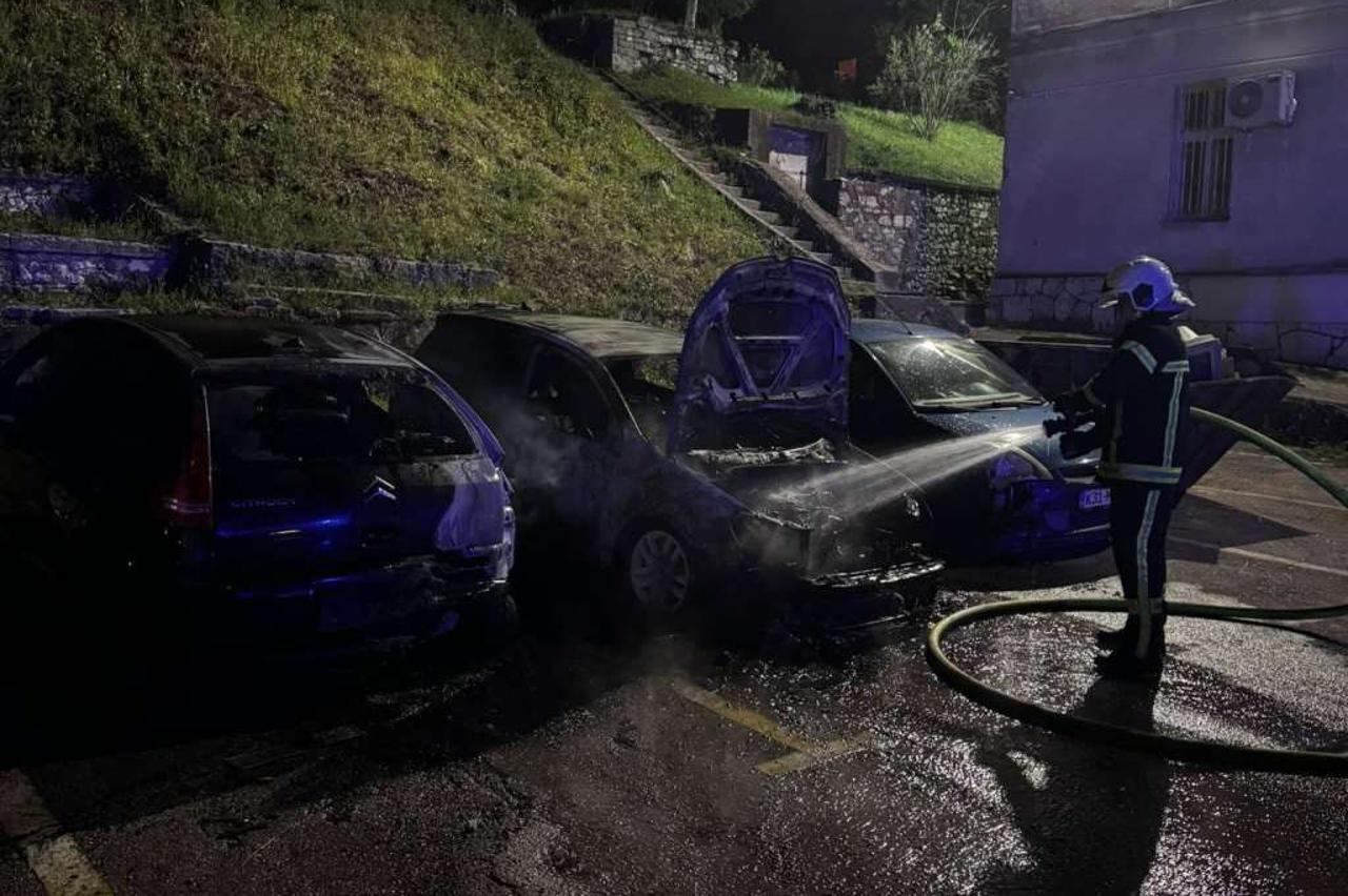 požar na vozilima u mostaru