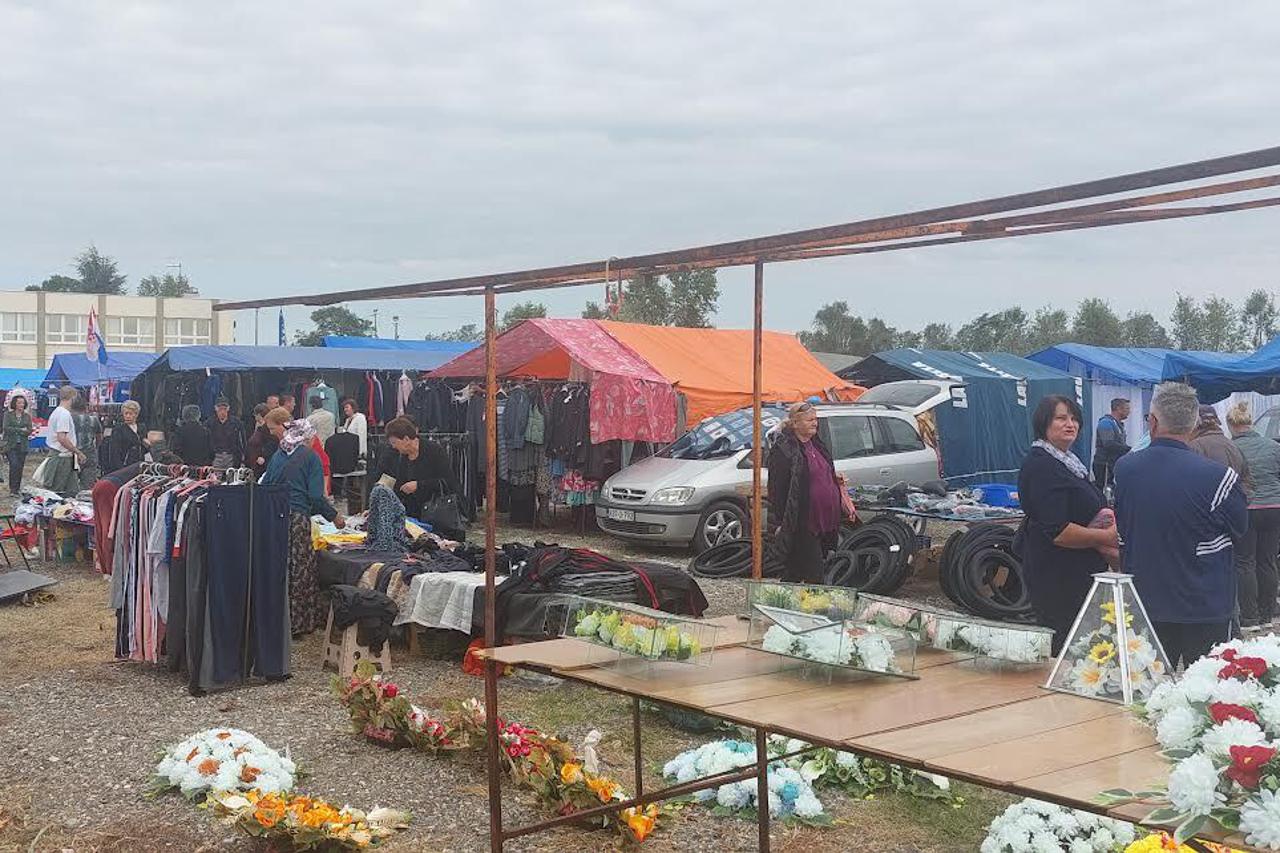 Tržnica u Orašju