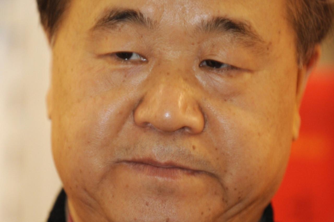 mo yan 