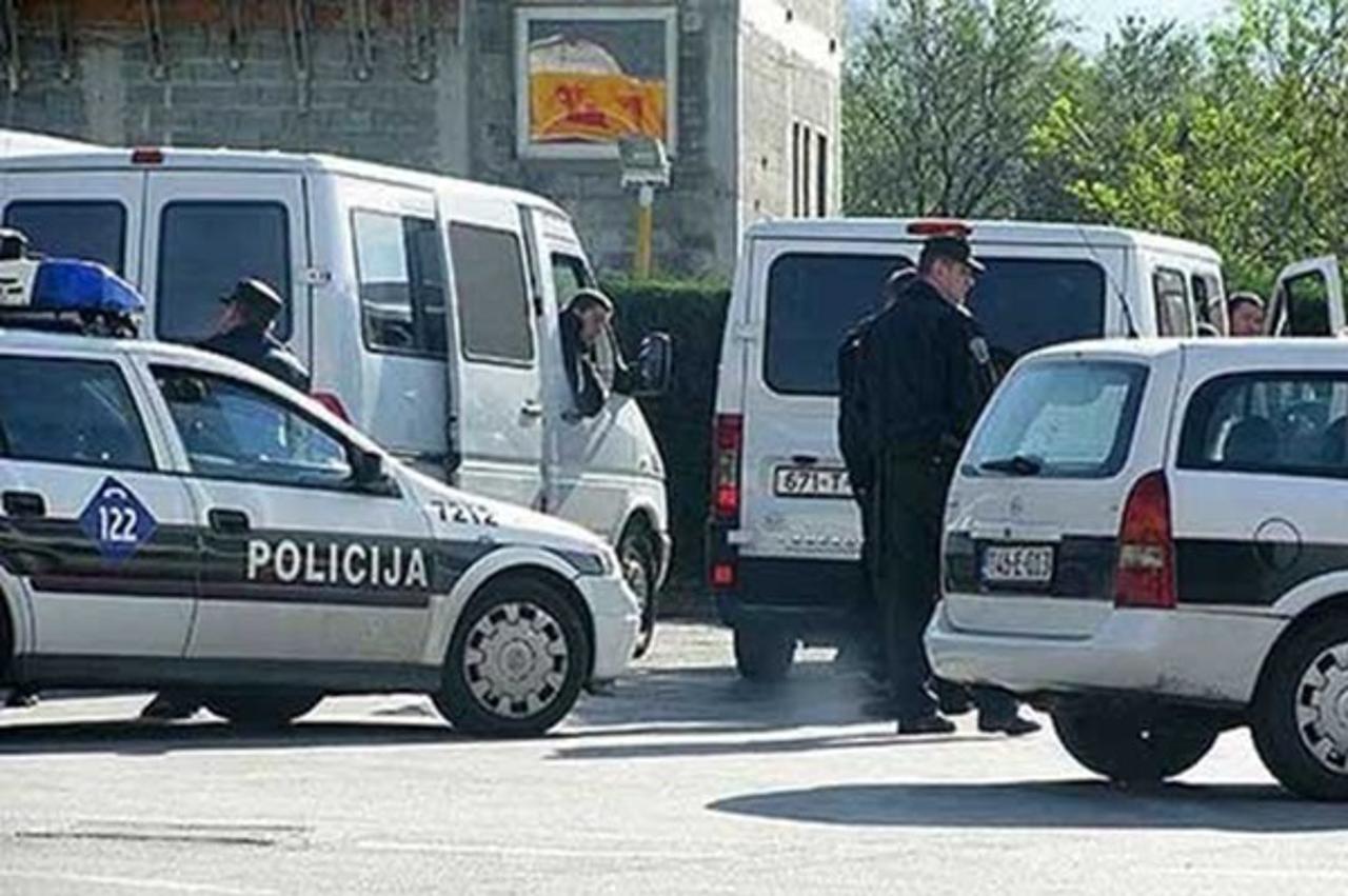 policija