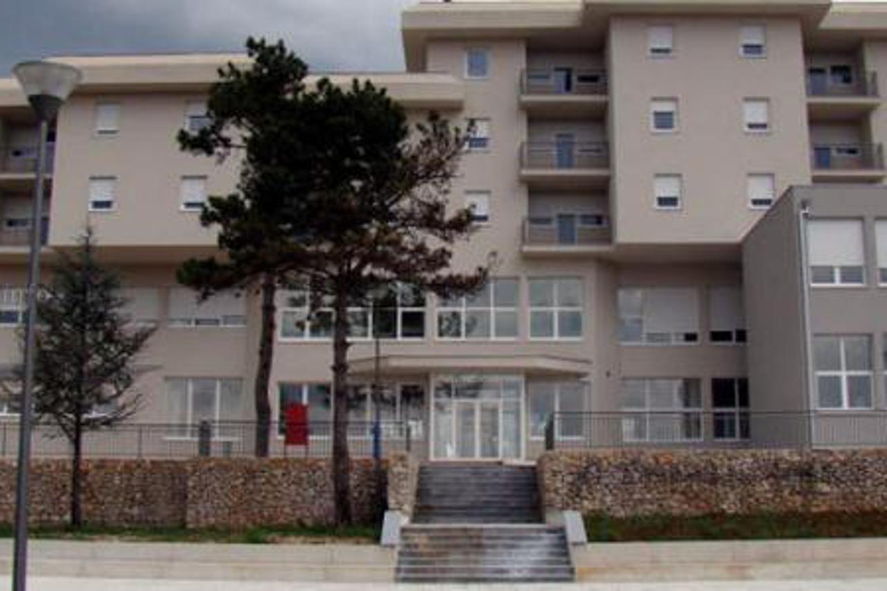 domzastare