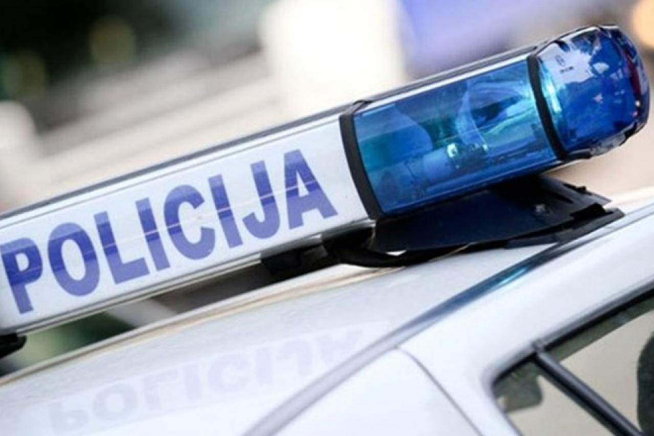 policija