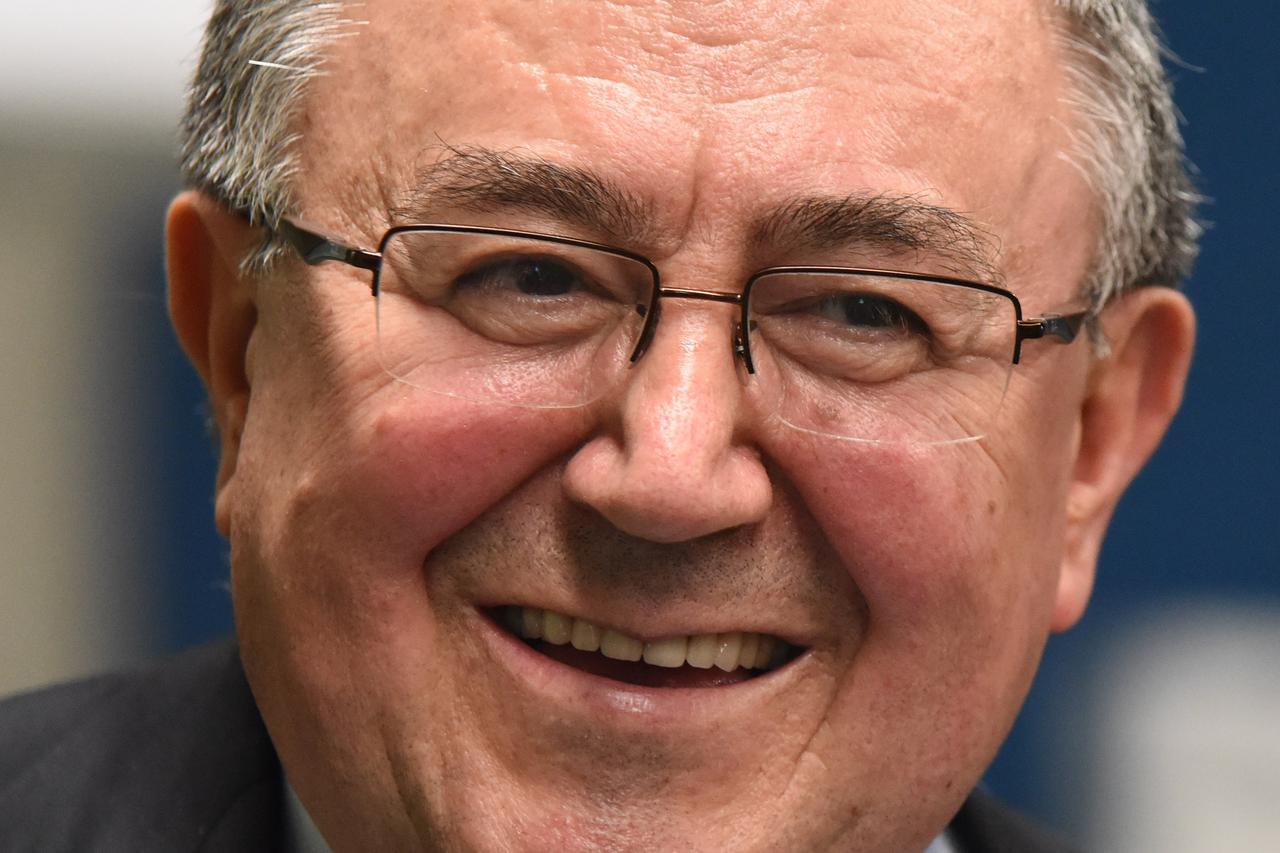 05.06.2015., Sarajevo, Bosna i Hercegovina - Nadbiskup Vrhbosanski Kardinal Vinko Puljic i clan predsjednistva BiH Dragan Covic odrzali posljednju konferenciju za medije uoci dolaska pape Franje. Vinko Puljic Photo: Hrvoje Jelavic/PIXSELL