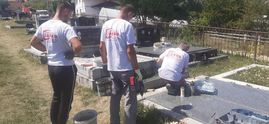 oštećeni spomeni - obova