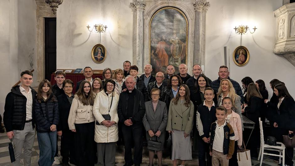 Oproštaj od don Srećka u Perastu