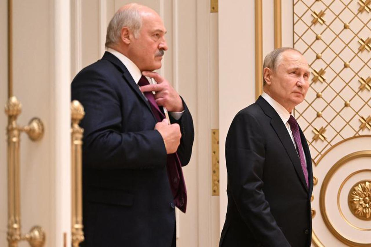 Puti i Lukašenko