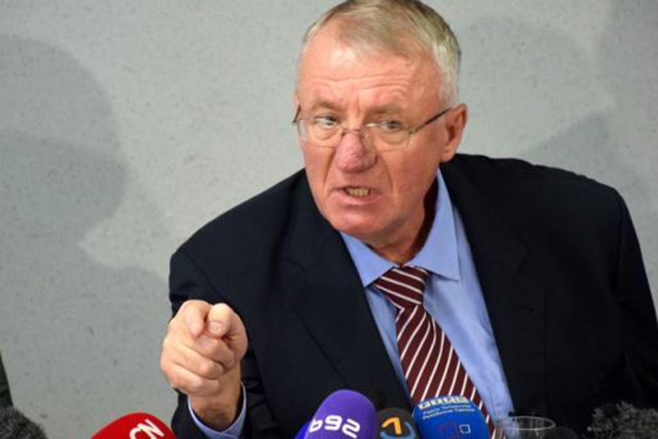 Vojislav seselj