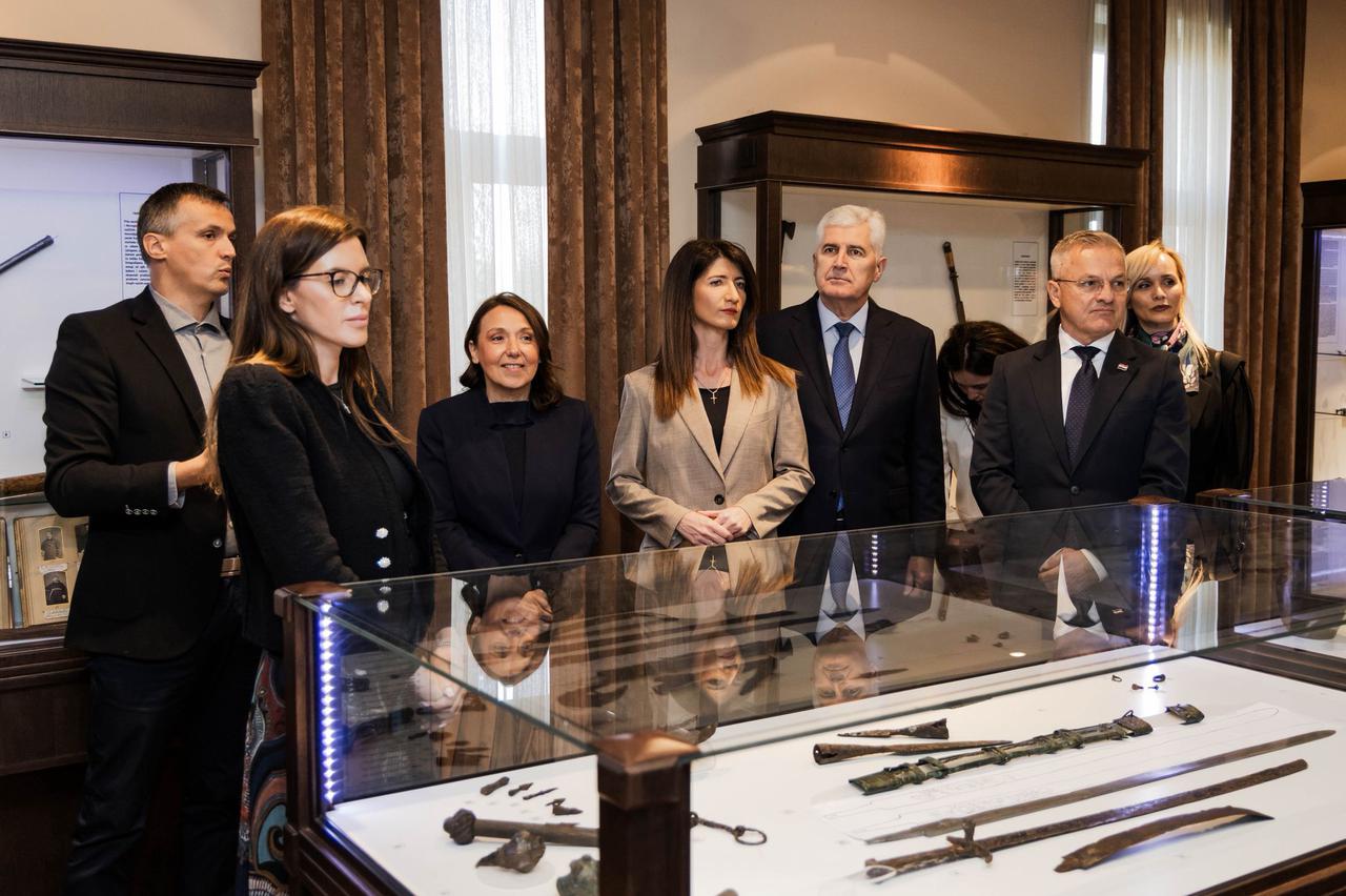 Čović, Filipović i izaslanstvo Hrvatske u Tolisi