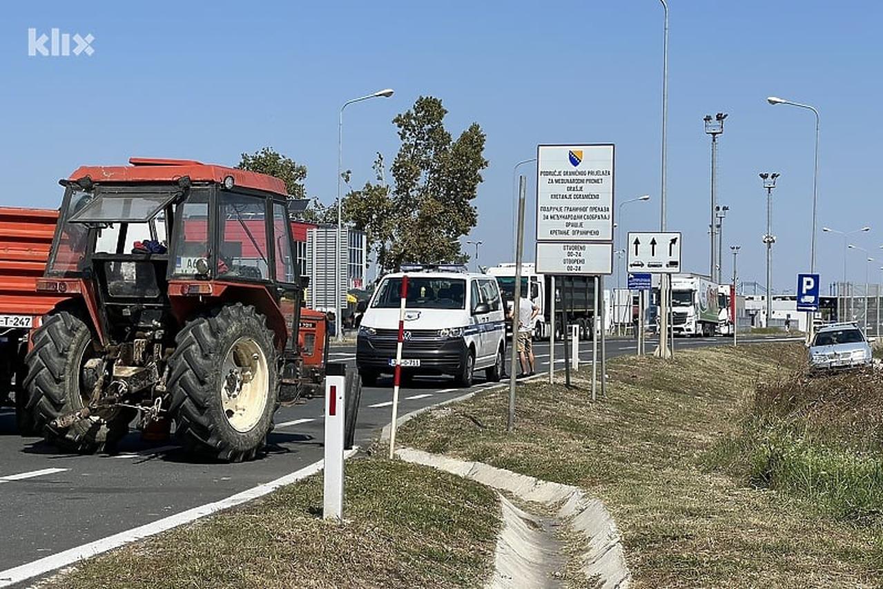 granični prijelaz orašje blokada