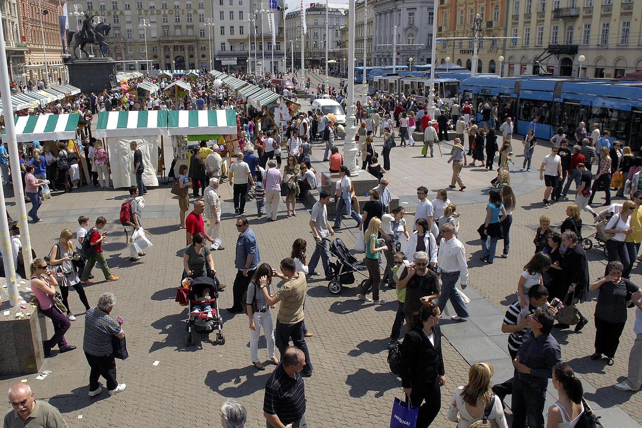 Trg Bana Jelačića u Zagrebu