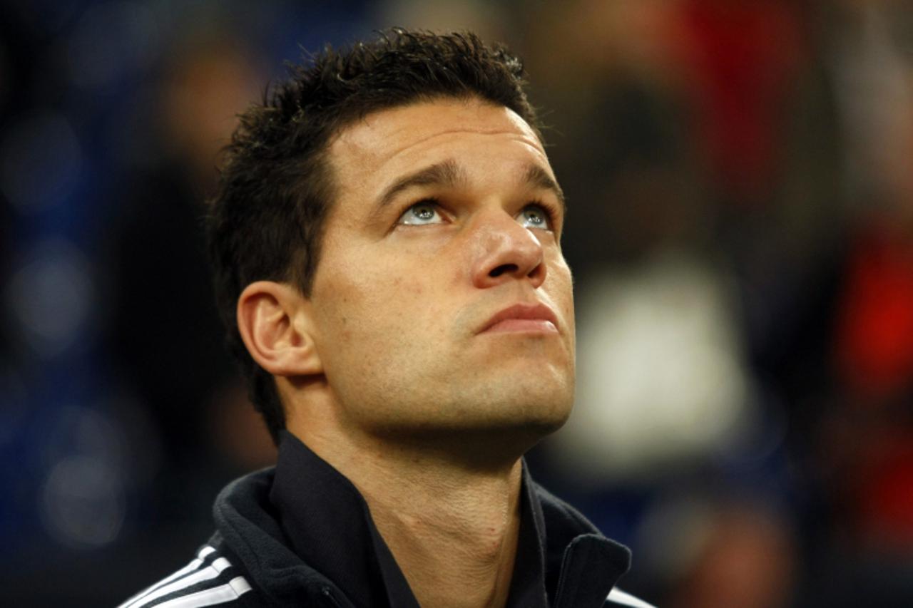 'File picture shows Germany\'s Michael Ballack on the bench before the soccer friendly match between Germany and Ivory Coast in Gelsenkirchen November 18, 2009. Germany captain Michael Ballack has bee