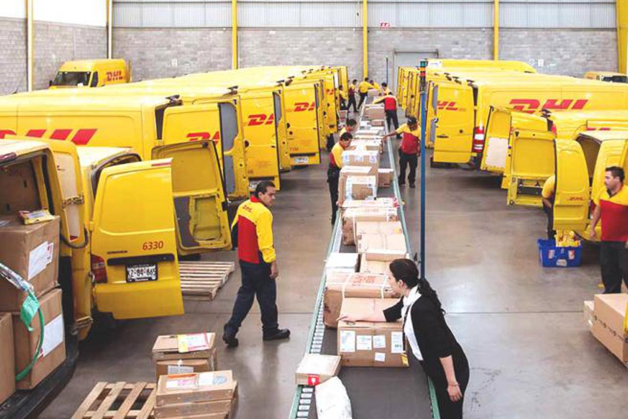 Работа в dhl. Dhl parcel  что это. Курьерская служба dhl. Dhl почта. Работа в dhl.