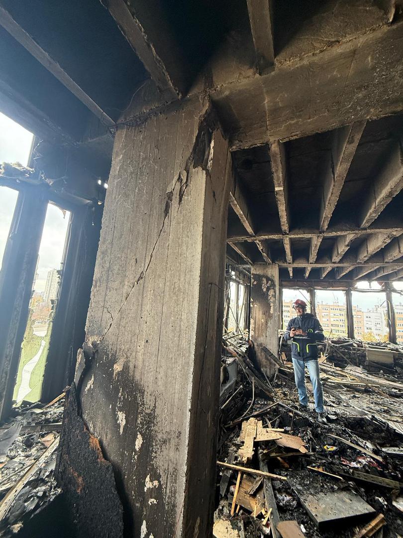 Već danas održavaju se sastanci s predstavnicima Rudarsko-geološko-naftnog fakulteta, koji će predložiti način uklanjanja, kao i razgovori s ostalim suvlasnicima prostora. Do kraja tjedna trebali bi biti poznati prvi detalji o metodi i dinamici rušenja.
