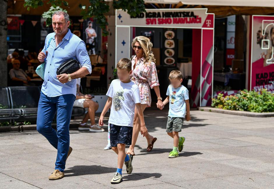 Joe Šimunić sa suprugom i djecom