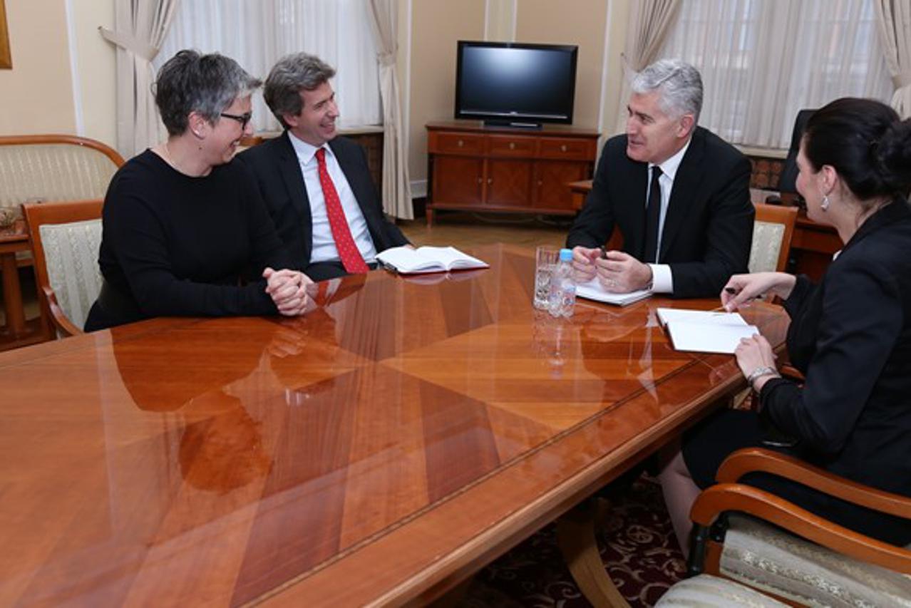 čOVIĆ