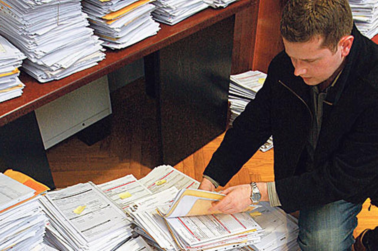 Jednostavnije do rodnog lista