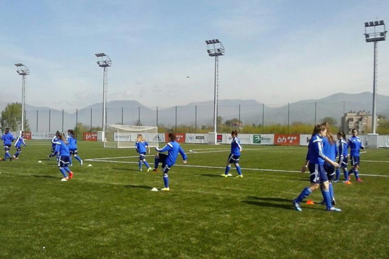 Ženska kadetska nogometna reprezentacija