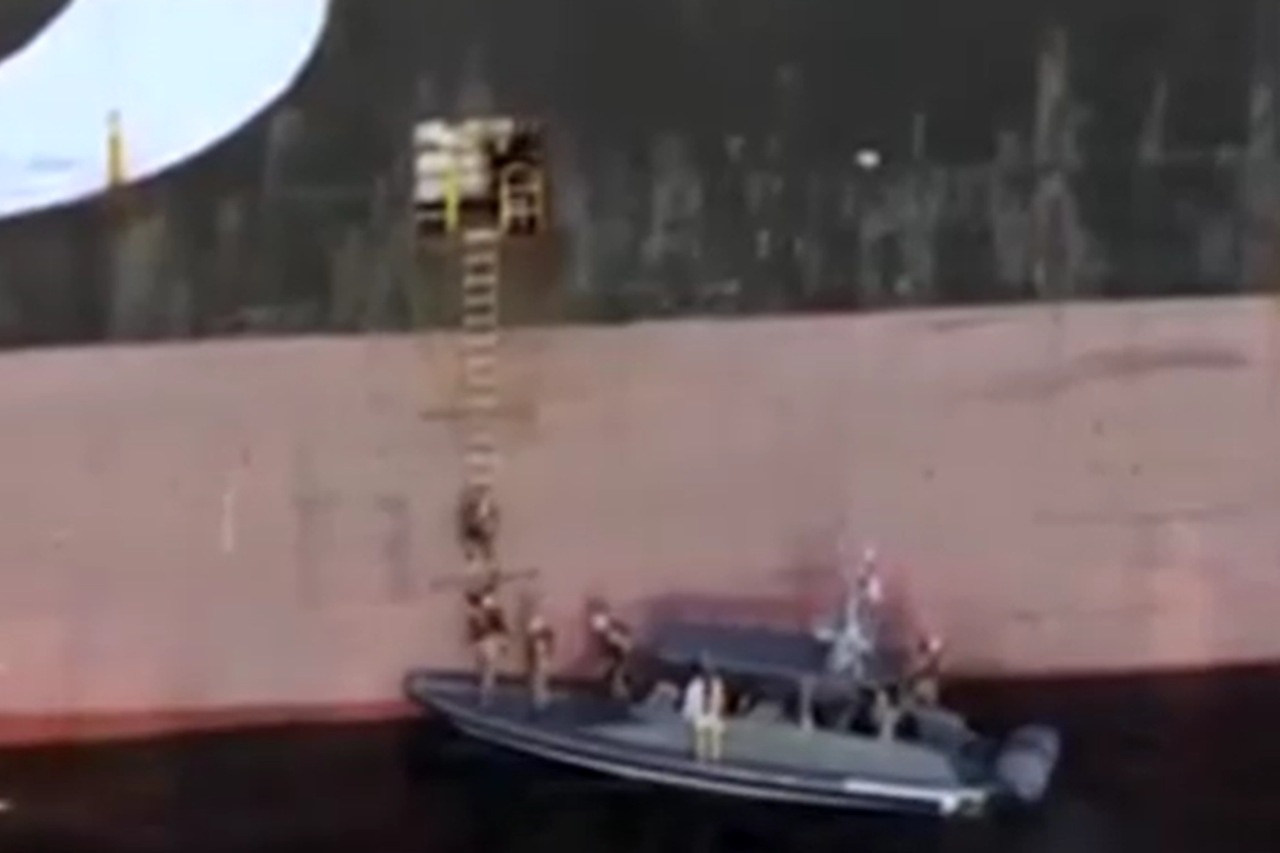 upad iranaca na brod