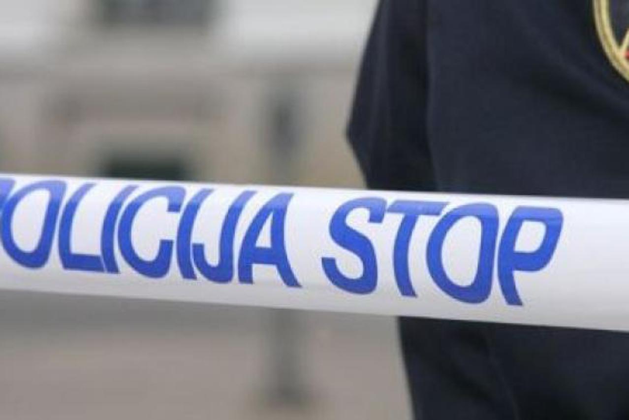 policija
